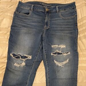 Maurices Men's Relaxed Distressed Denim Jeans